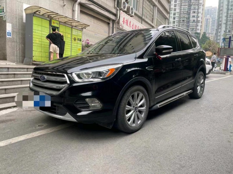 重庆17年福特翼虎2