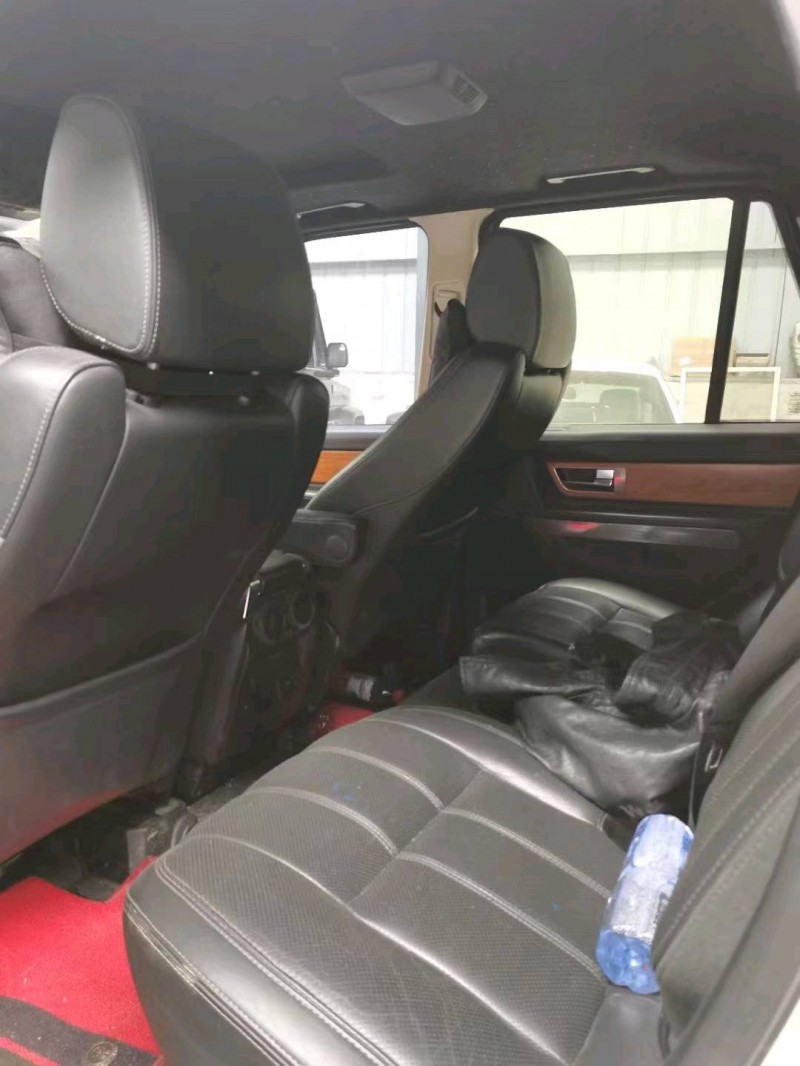 东营11年路虎揽胜运动1