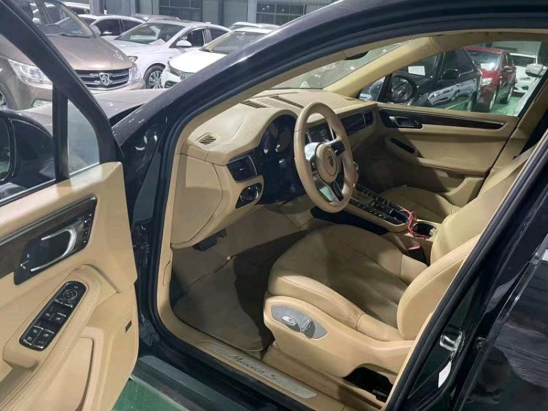 东莞14年保时捷Macan2
