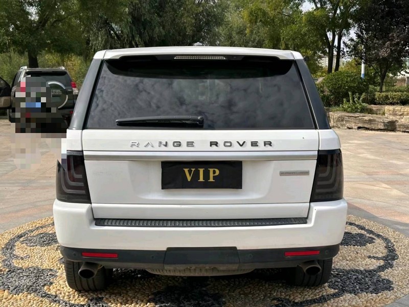 青岛13年路虎揽胜运动1