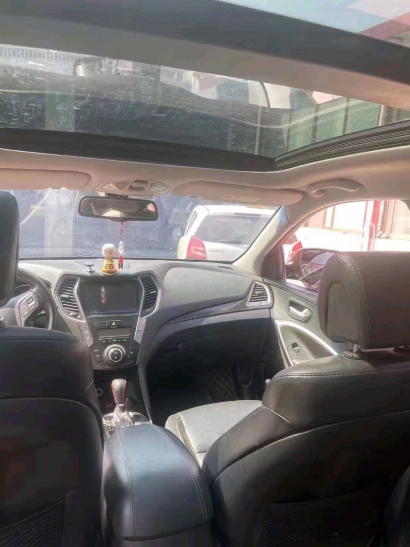 北京13年现代新胜达6