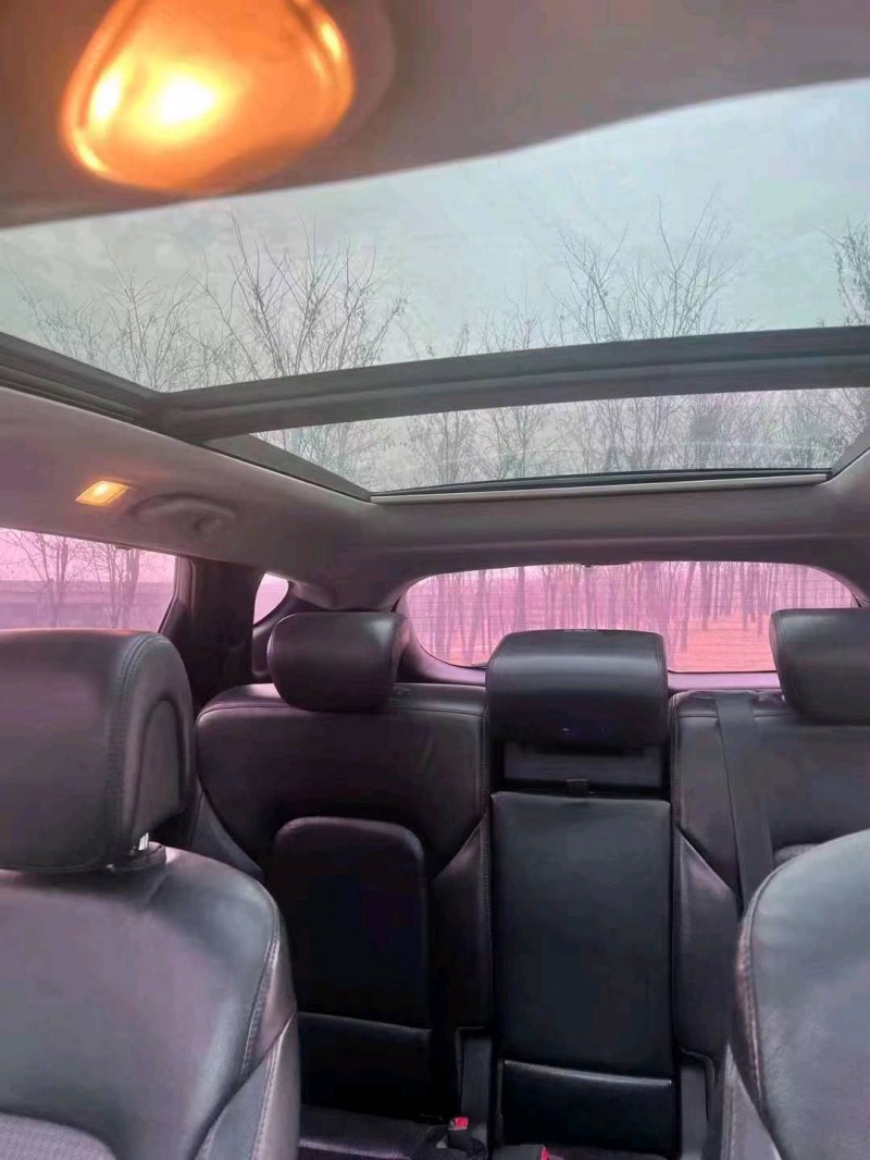 北京13年现代新胜达7