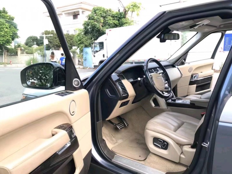 东莞14年路虎揽胜行政4