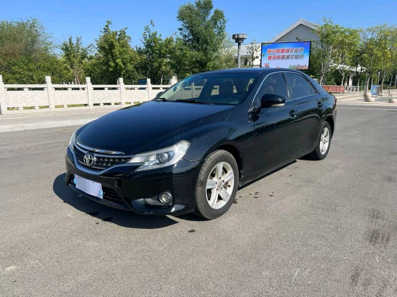 徐州14年丰田锐志3