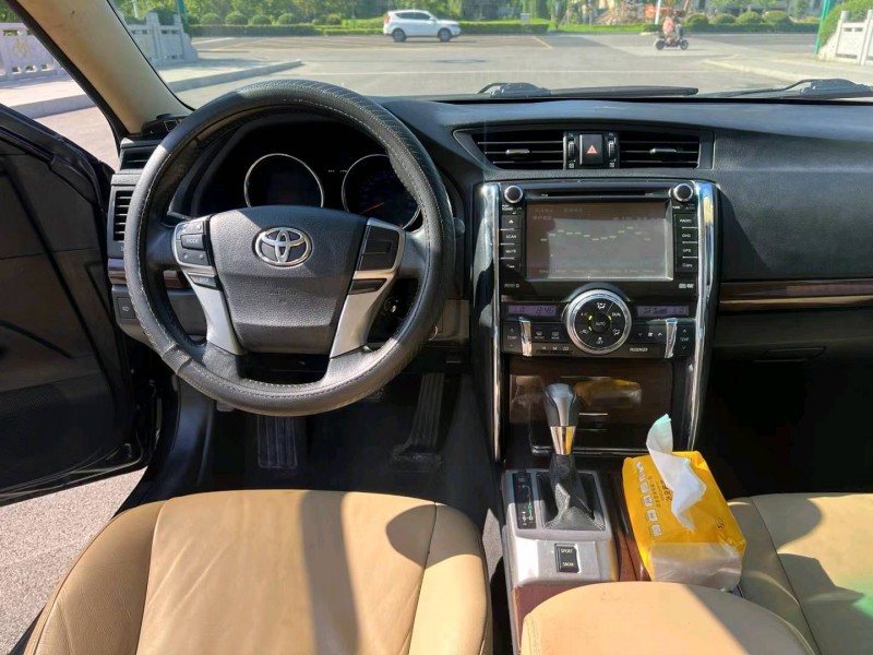 徐州14年丰田锐志9