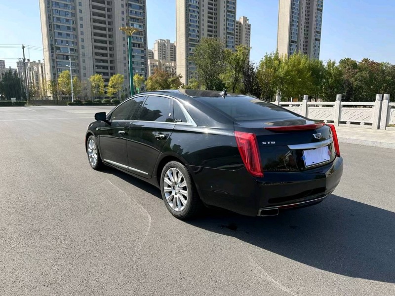 徐州16年凯迪拉克XTS6