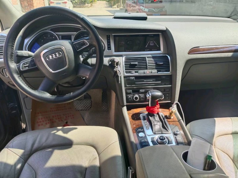 邯郸12年奥迪Q73