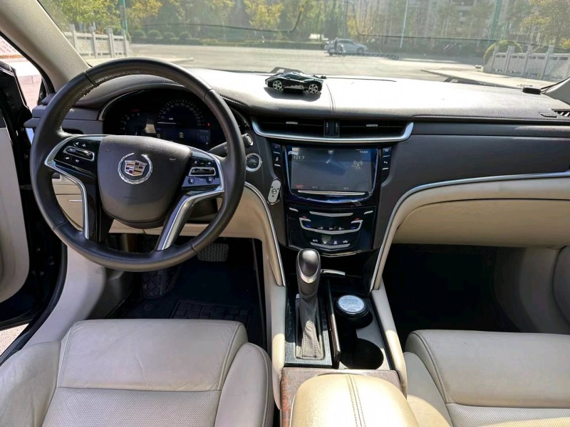 徐州13年凯迪拉克XTS9