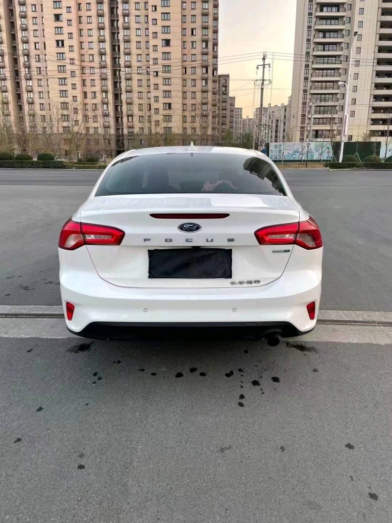 徐州19年福特福克斯4