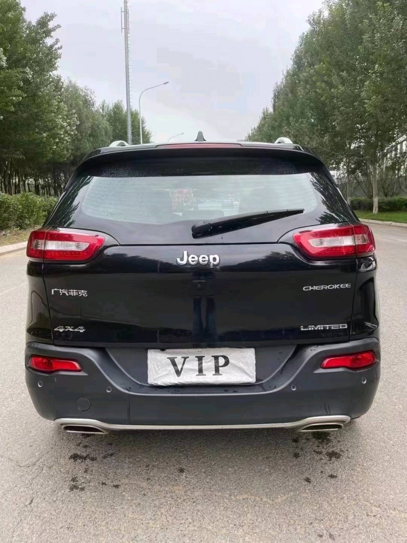 沈阳18年Jeep自由光6