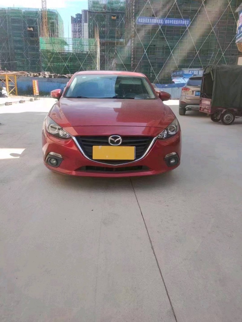 济宁14年马自达昂克赛拉1