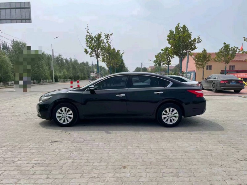 邯郸18年日产天籁4