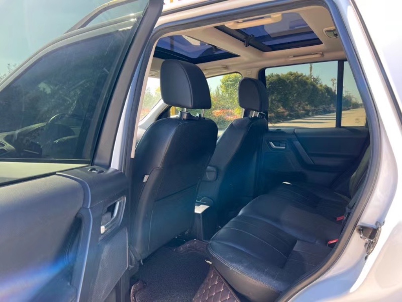 盐城14年路虎发现神行8