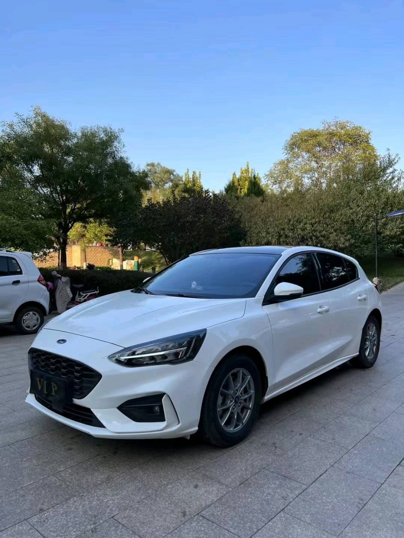 邢台21年福特福克斯2