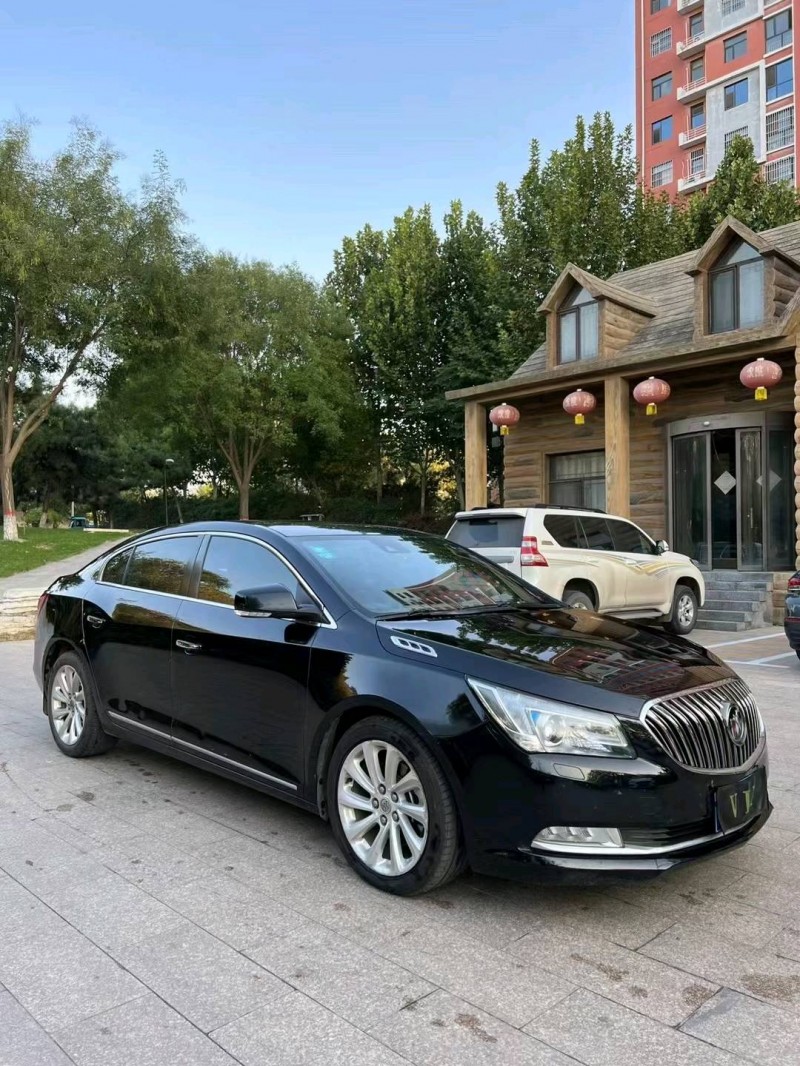 邢台13年别克君越3