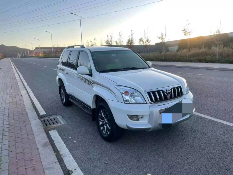 邯郸04年丰田普拉多3