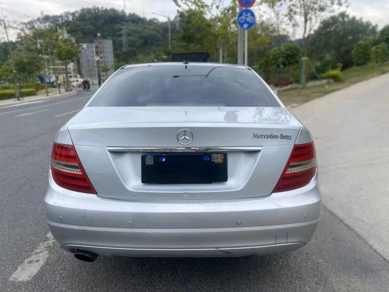 广州13年奔驰C5