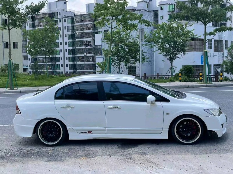 广州13年本田思铭4