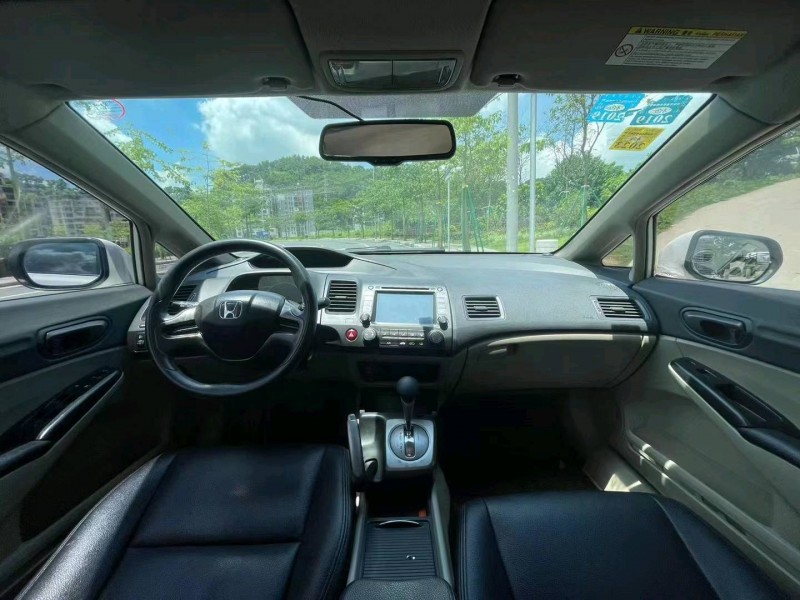 广州13年本田思铭9