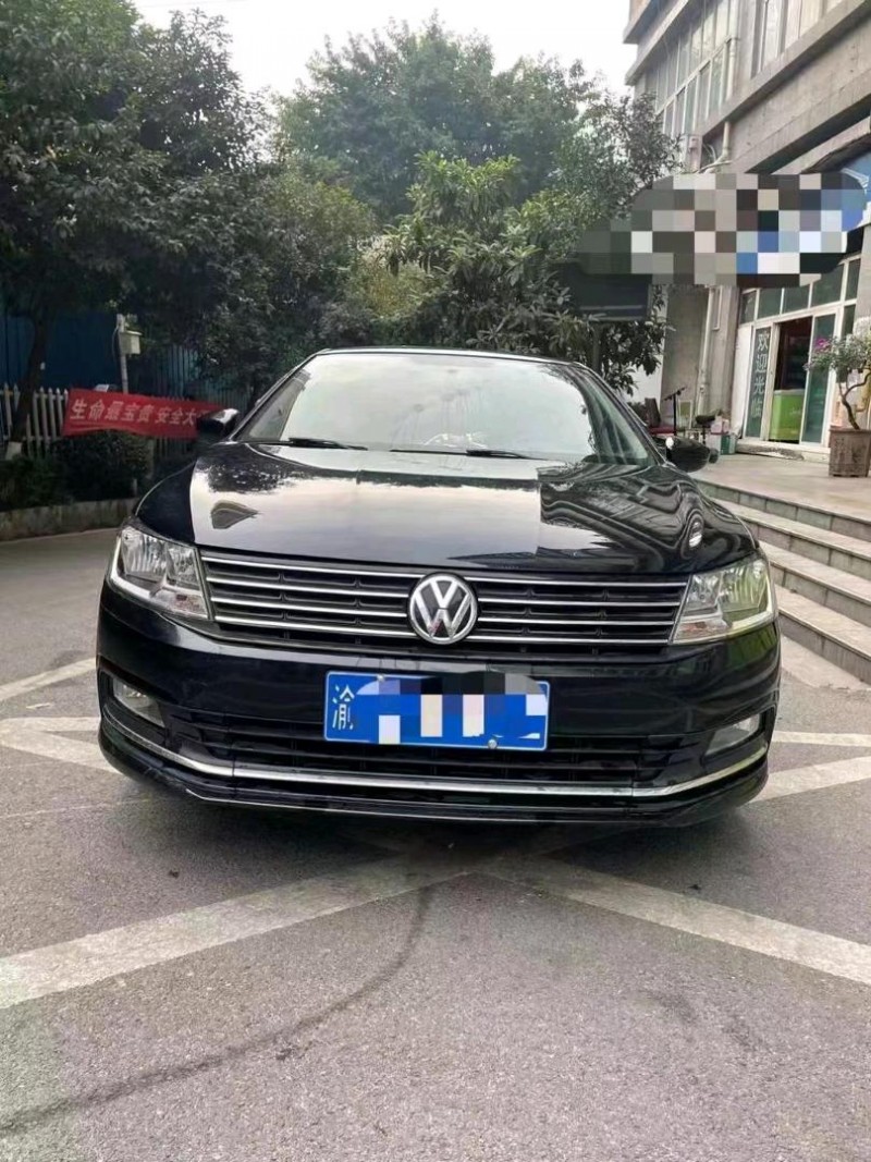 重庆16年大众朗逸1