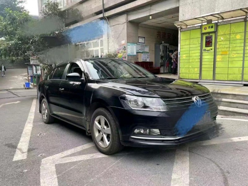重庆16年大众朗逸2