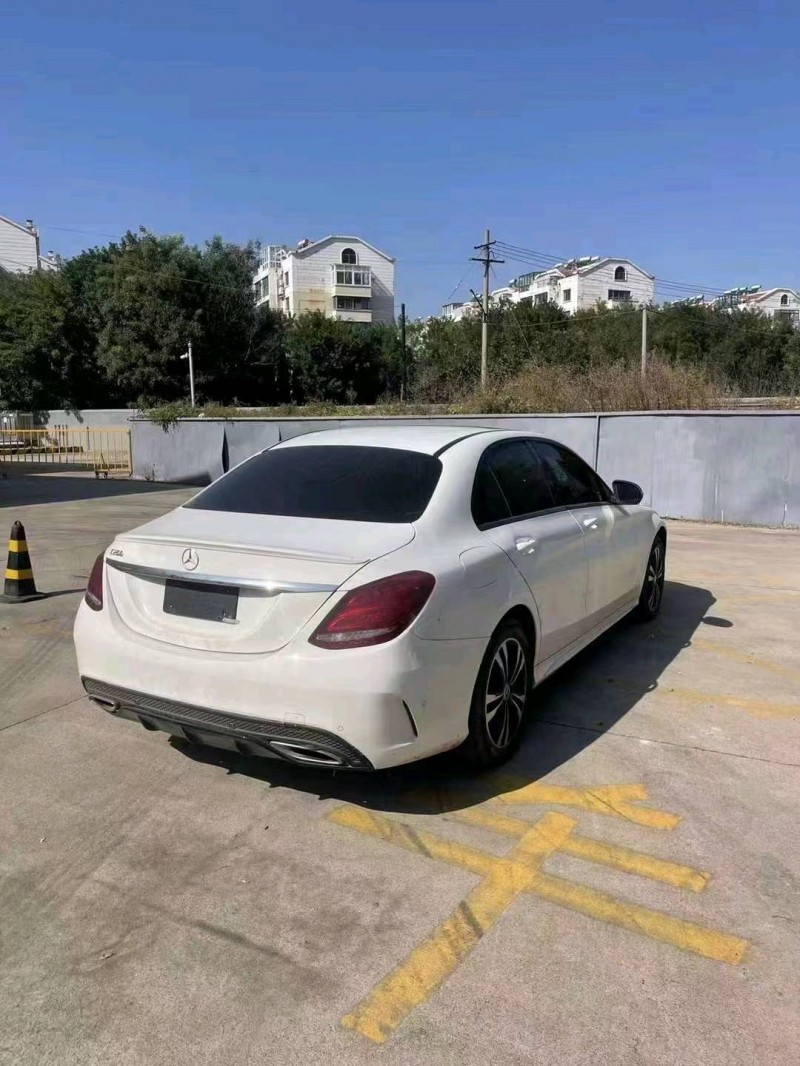 济南18年奔驰C7