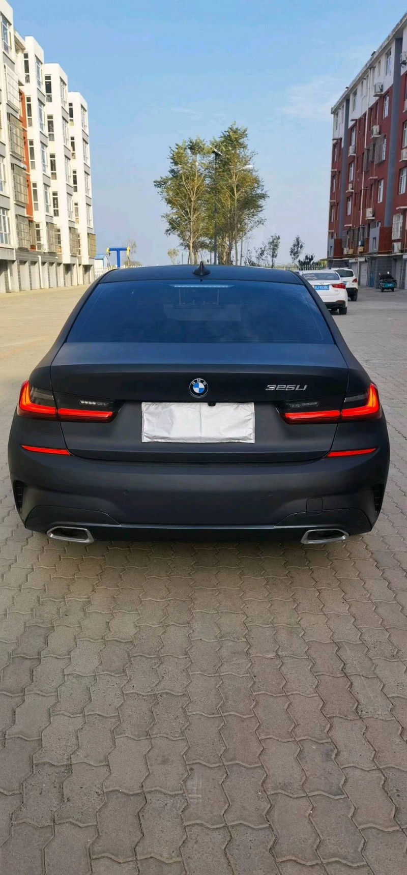 济南21年宝马3系8