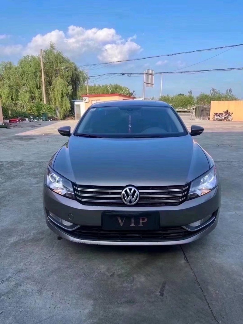 济宁12年大众帕萨特1