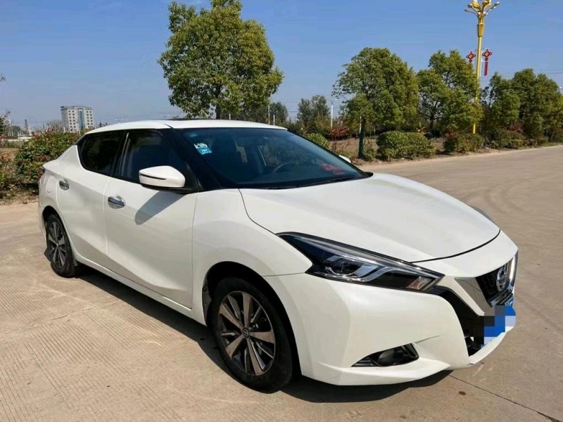 盐城18年日产蓝鸟8