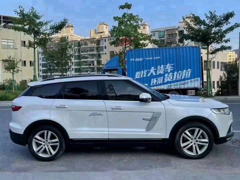 广州18年众泰T7003