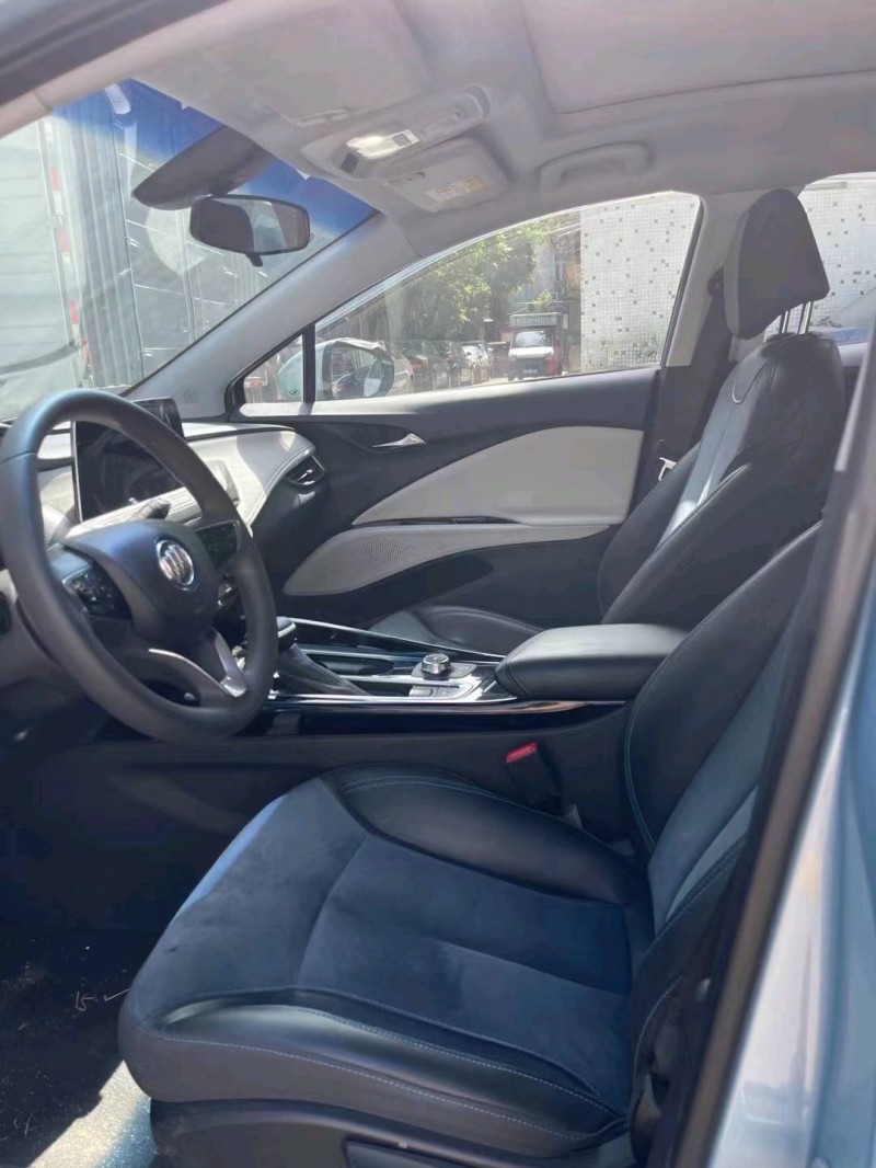 广州21年别克微蓝3