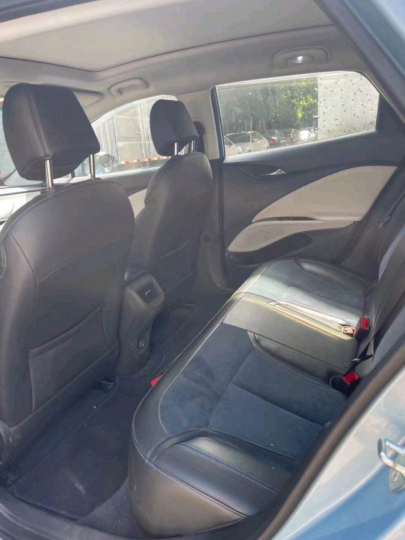 广州21年别克微蓝4