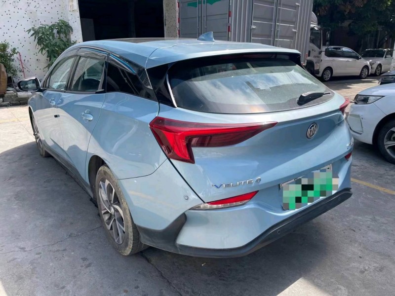 广州21年别克微蓝8