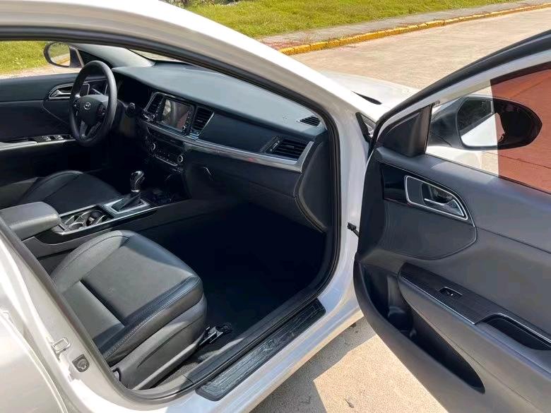 盐城18年现代名图3