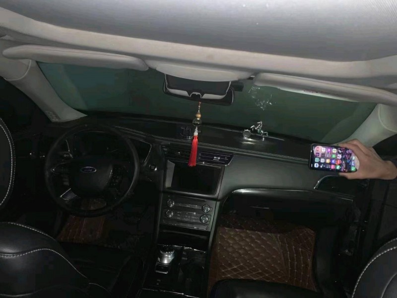 邯郸16年福特金牛座4