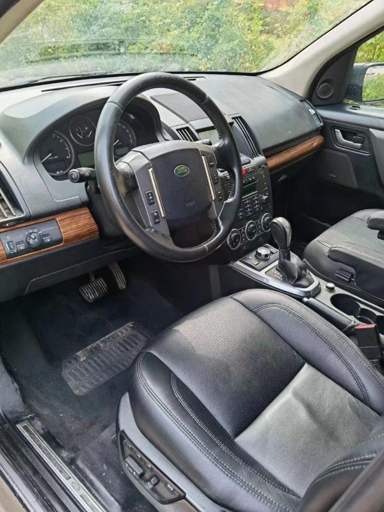 青岛10年路虎发现神行5