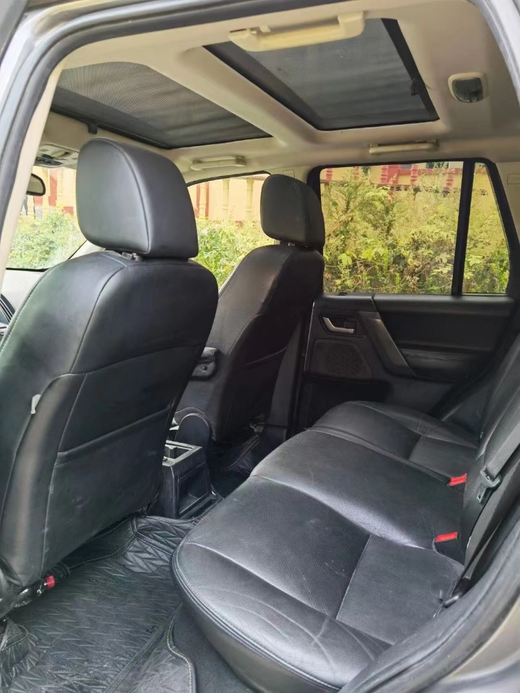 青岛10年路虎发现神行9