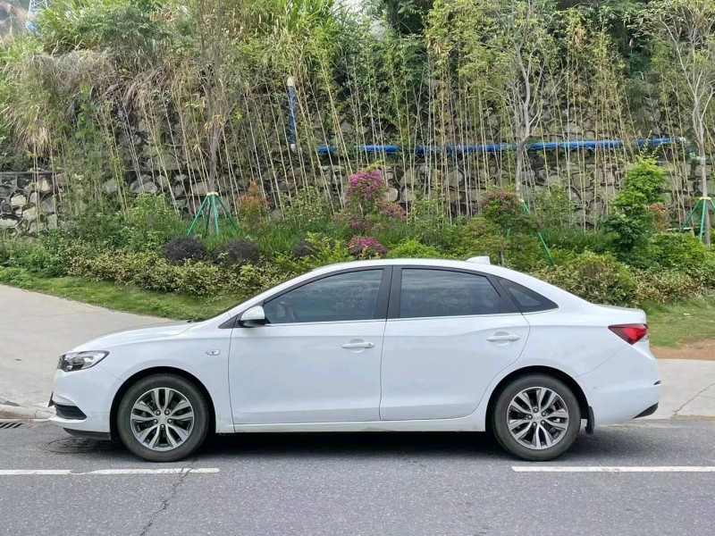 广州18年别克英朗4