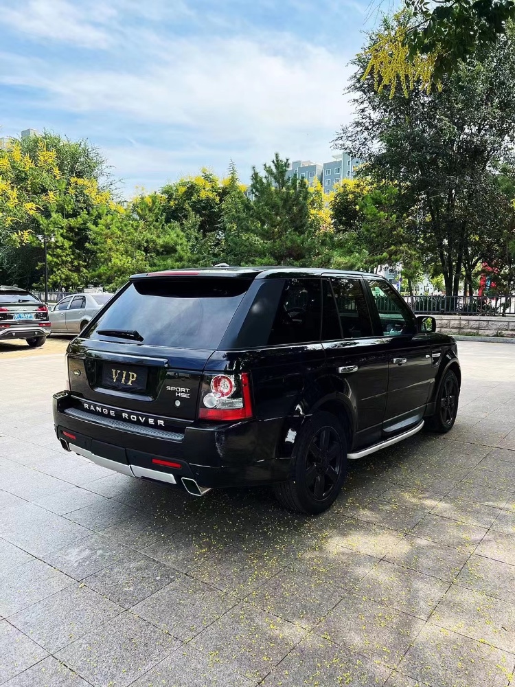 青岛09年路虎揽胜运动6