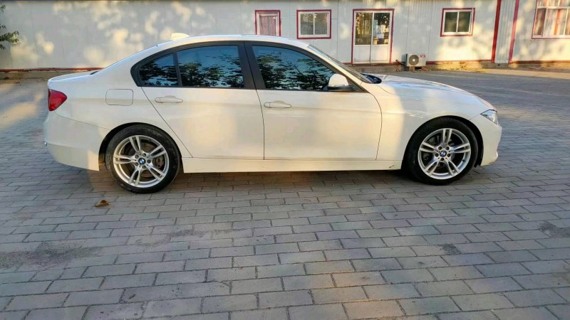 邯郸13年宝马3系8