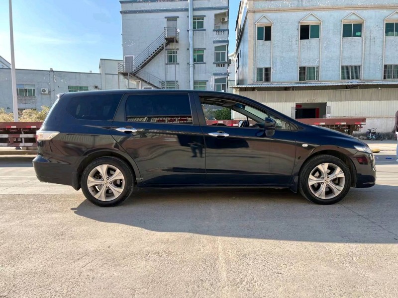 东莞13年本田奥德赛2