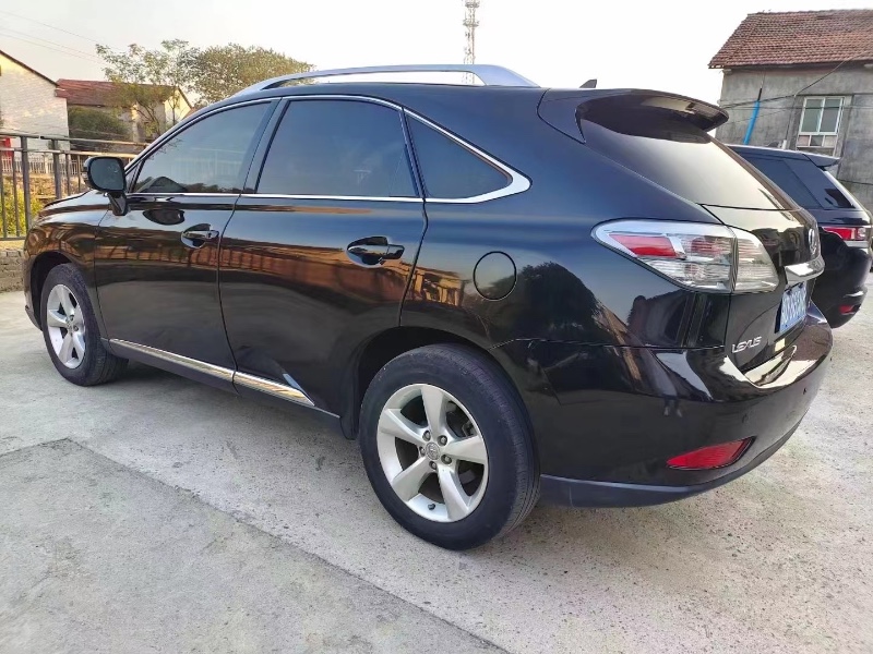 济宁11年雷克萨斯RX5