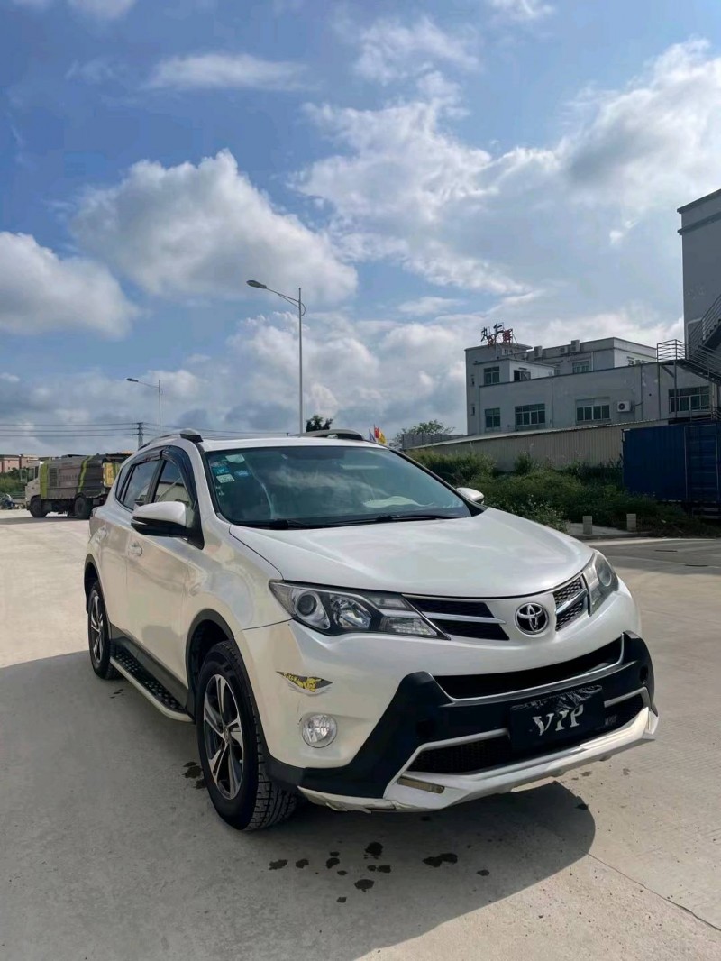 东莞16年丰田RAV42