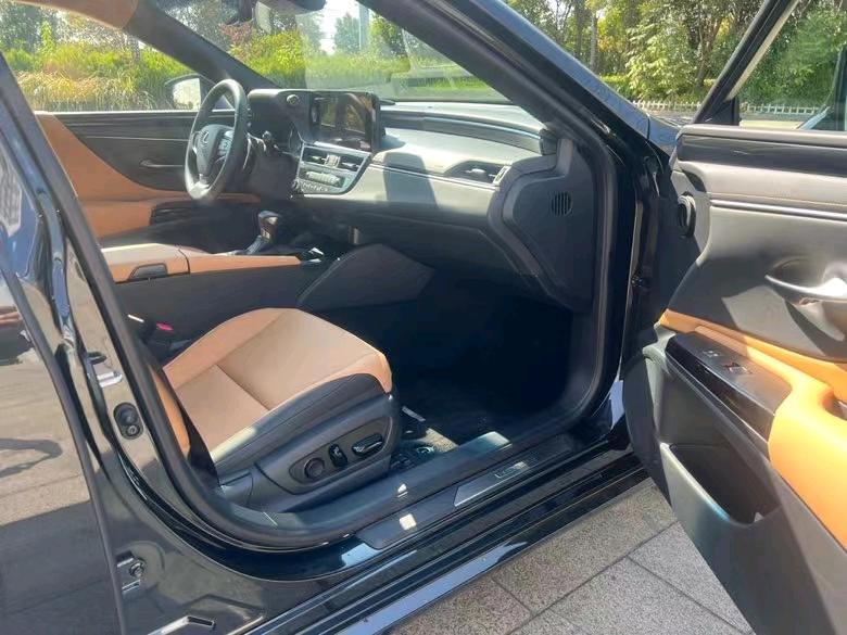 盐城22年雷克萨斯ES6