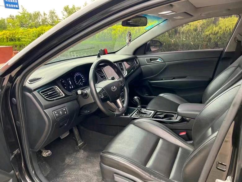 盐城16年现代名图1