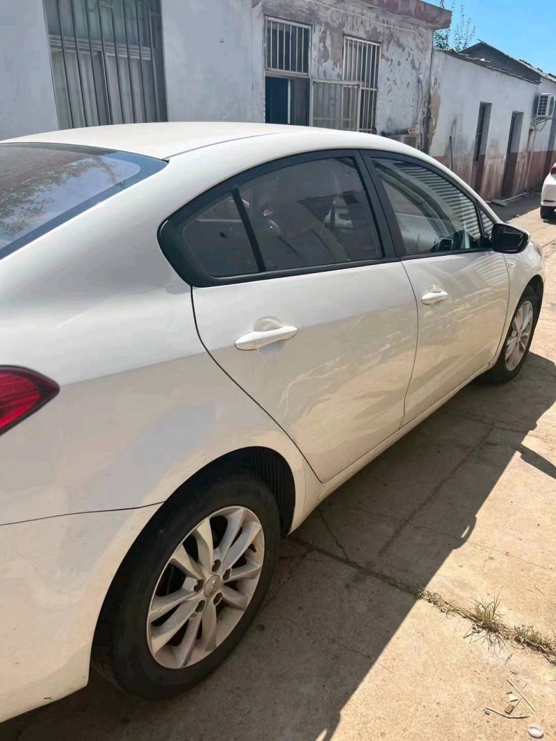 邯郸19年起亚K32