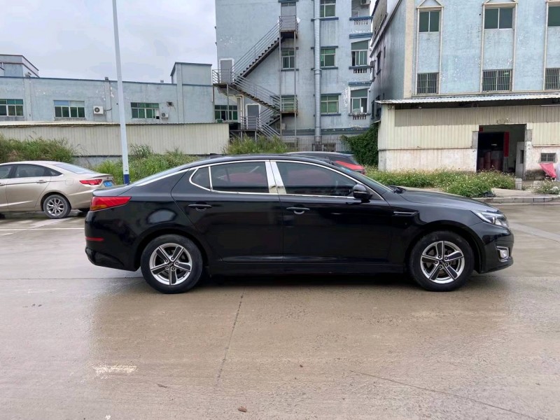 东莞16年起亚K57