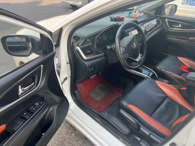 广州16年本田凌派2