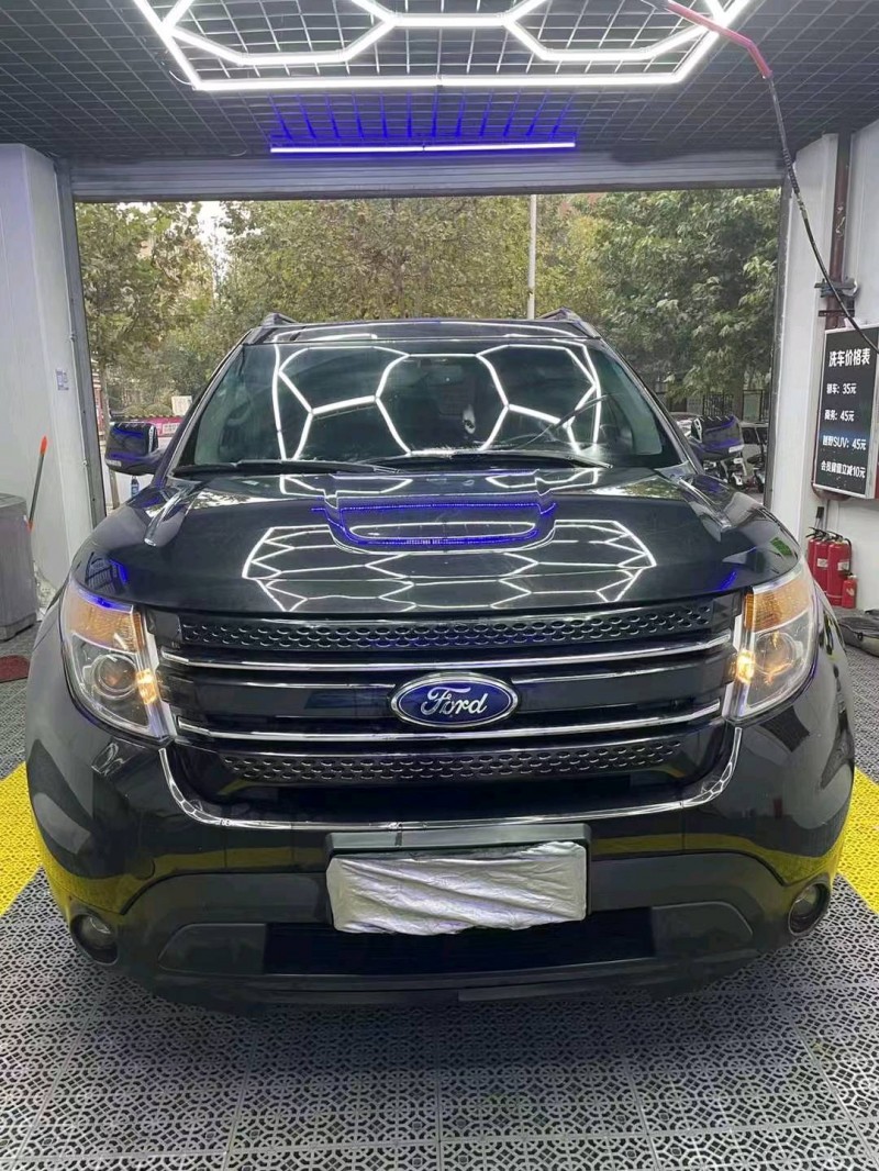 邯郸13年福特探险者9