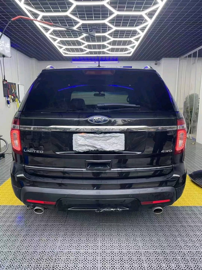 邯郸13年福特探险者5